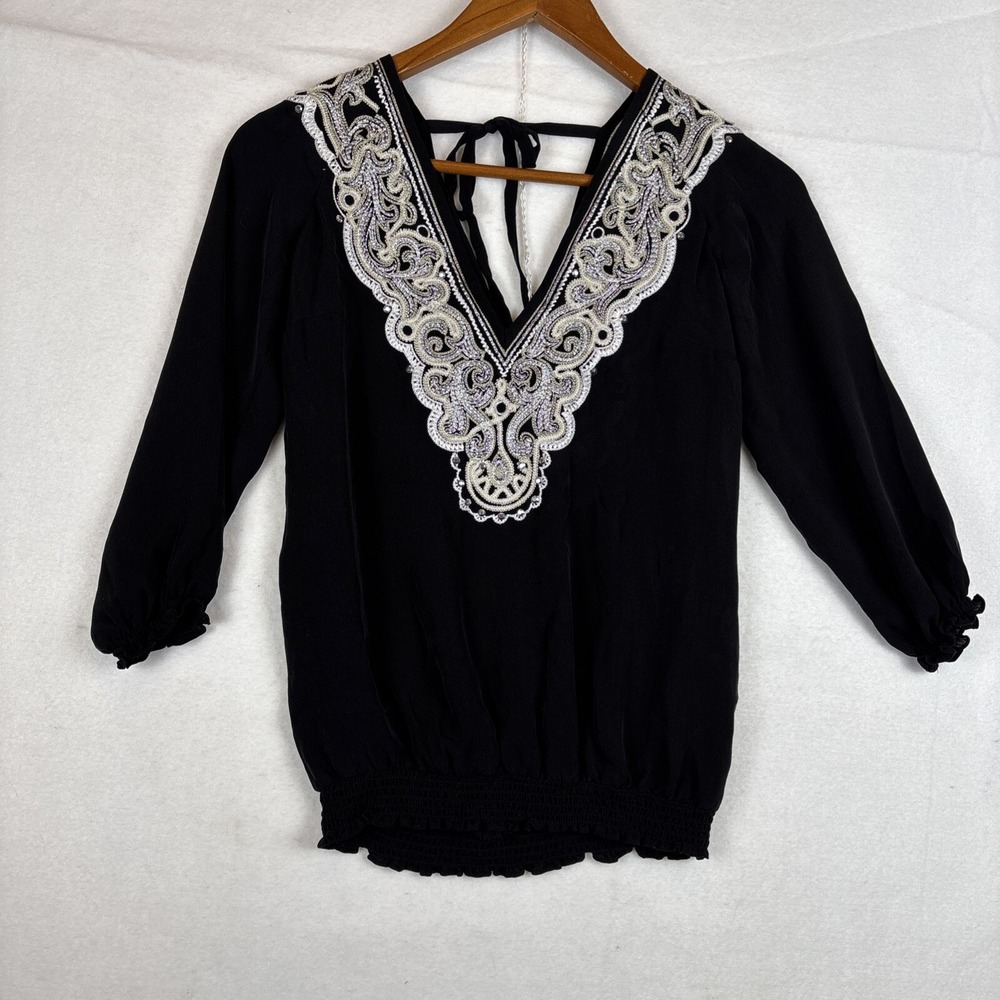 White House Black Market Silk Top XXS Black Blouse Embroidered V Neck & Back